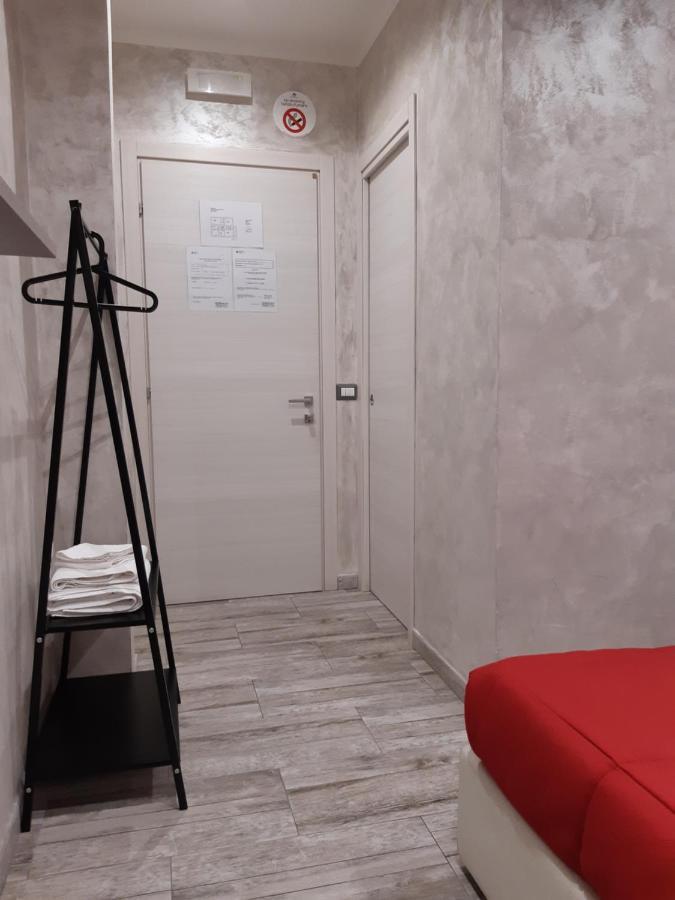 Apple Rooms Rome Airport Fiumicino Eksteriør billede A room at the hotel